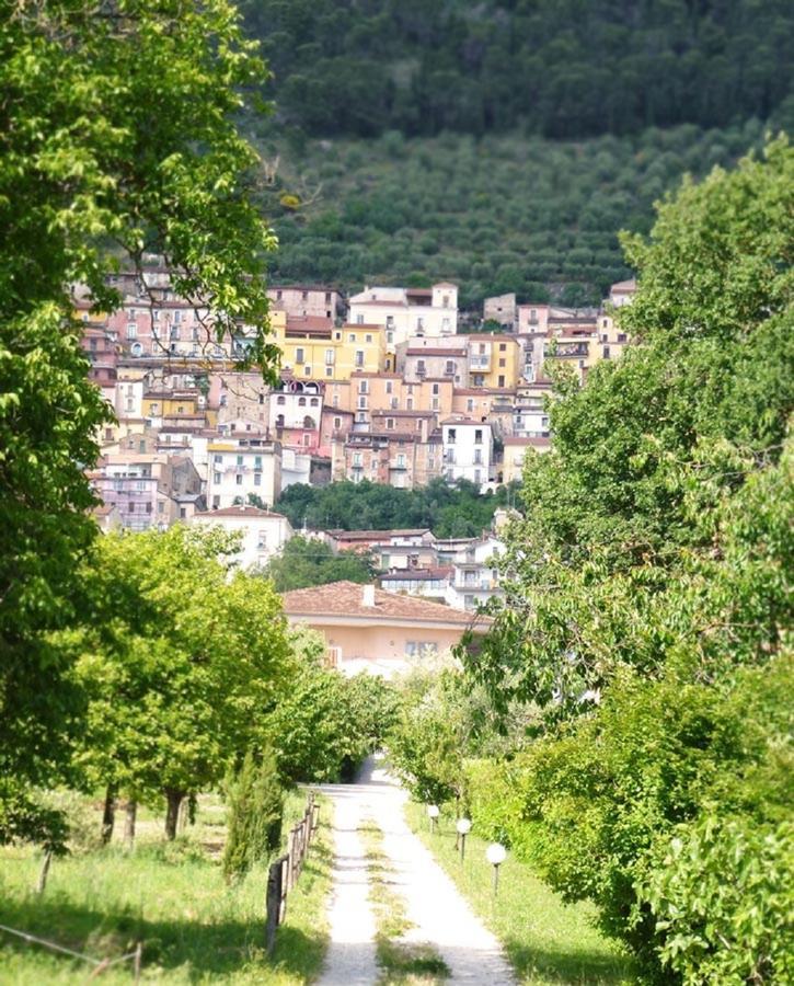 Agriturismo Macchiapiede Sala Consilina Bagian luar foto